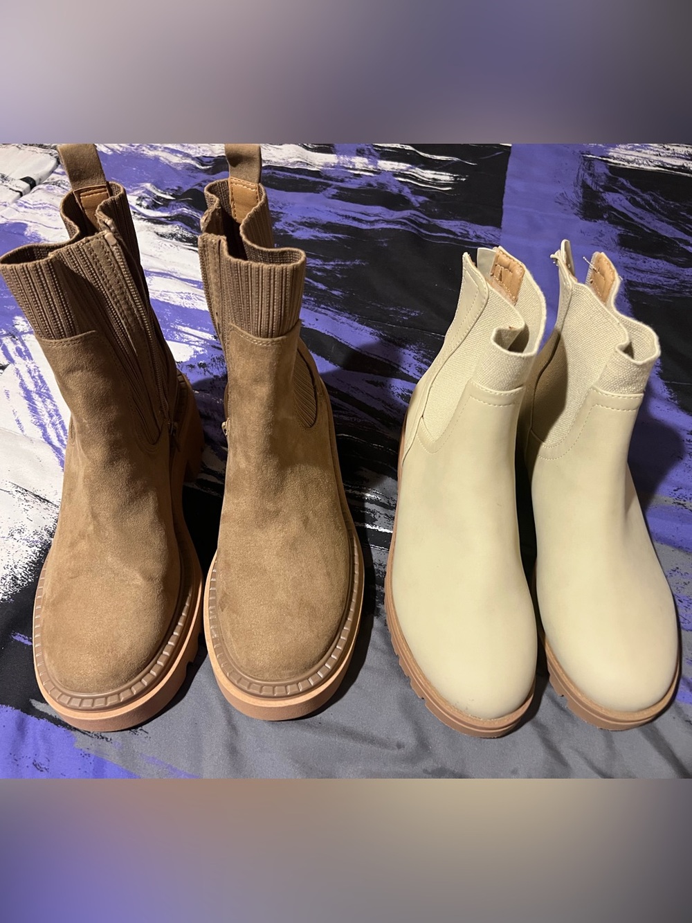 2 pairs of women’s ankle boots like new